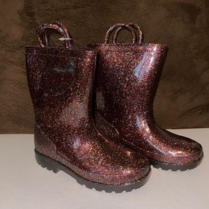 NWOT- ZOOGS Girls Glittery Burgundy Rain-Boot